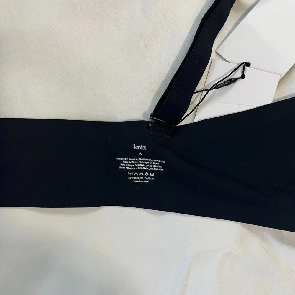 Knit Solid Black Padded V-Neck Evolution Adjustable Bra (NWT) | Size 6